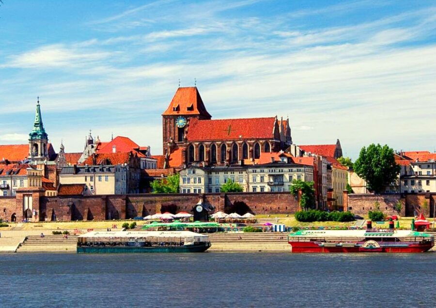 Small-Group Tour from Warsaw to Torun with Lunch - A focused Warsaw-to-Toruń day that moves fast, on purpose