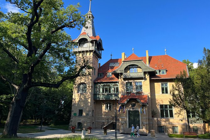 Sopot Private City Walking or Bike Tour with a local architect - Goyki 3 Art Inkubator and the Tower Villa Story