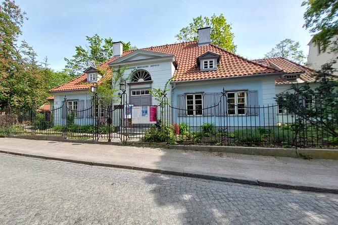 Sopot Private City Walking or Bike Tour with a local architect - Haffner Monument and the Spa-Town Lifestyle Feel