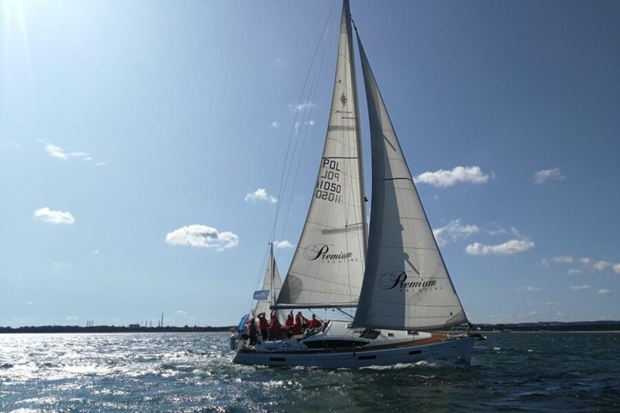Sopot: Sunset Yachting Experience - Quick hits before you sail