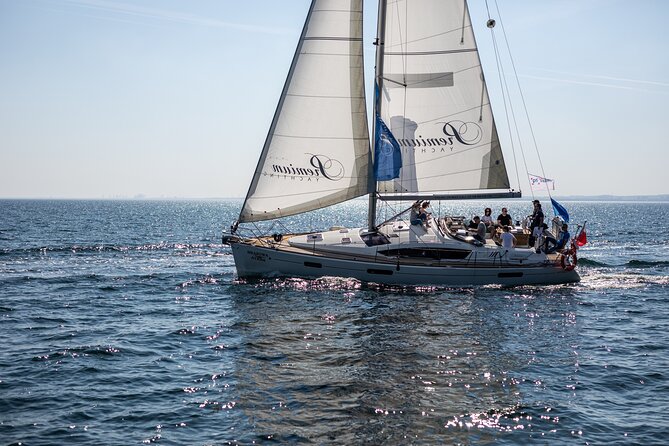 Sopot Yacht Cruise Around the Bay with Welcome Drink - From Sopot’s pier to open water in about 2 hours