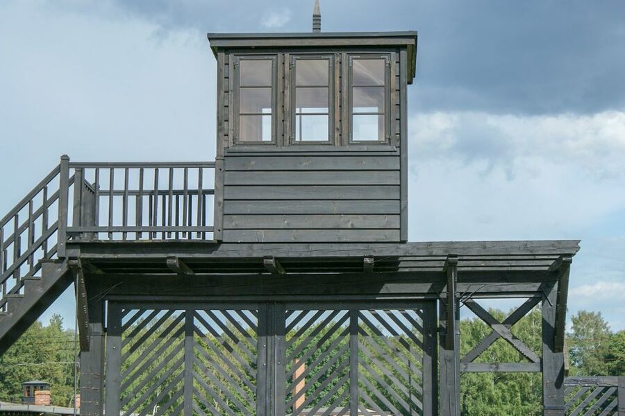 Stutthof Concentration Camp Private Tour with Transport - Choosing the 7-Hour Option: Westerplatte, WWII Museum, or Old Town