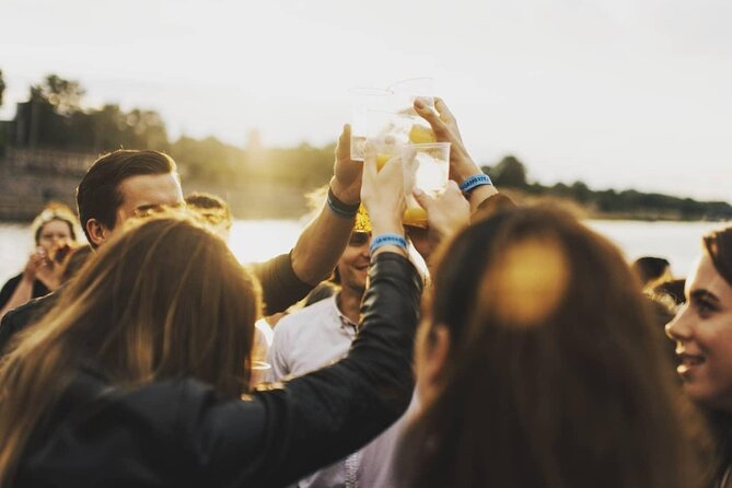 Sunset Boat Tour with Unlimited Drinks in Warsaw - Key highlights worth knowing before you go