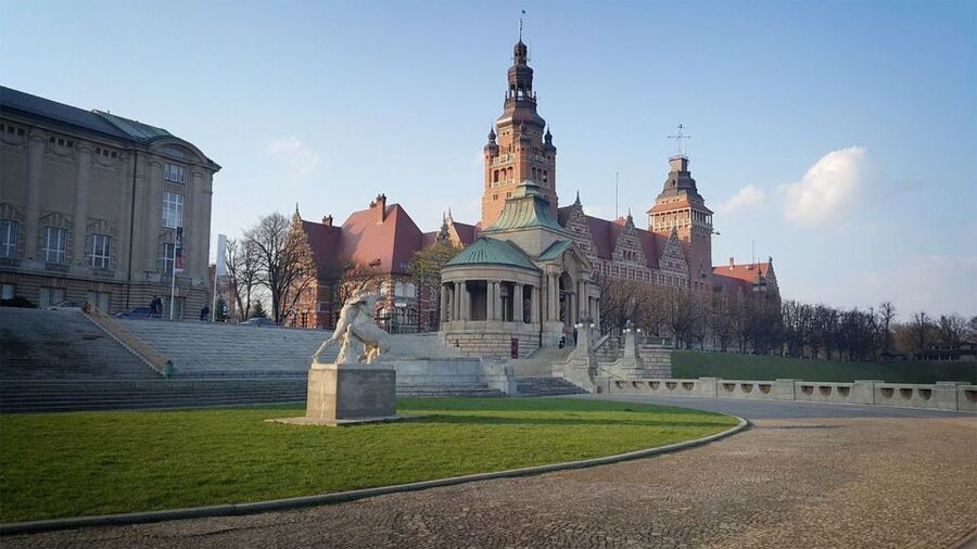 Szczecin: Medieval Old Town Private Walking Tour - Why Szczecin’s Medieval Old Town Works Best on Private Time