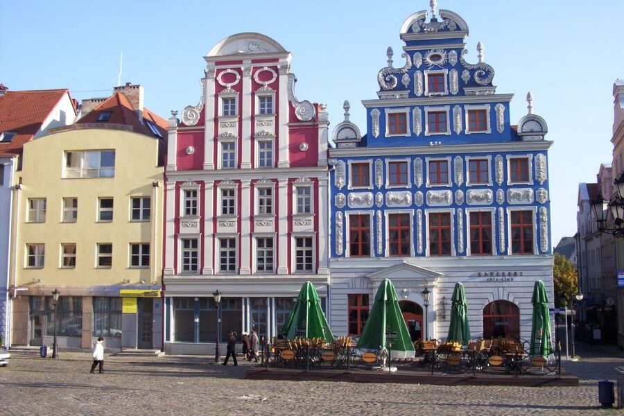 Szczecin: Medieval Old Town Private Walking Tour - Bulwar Piastowski Views: Where the City Finally Opens Up