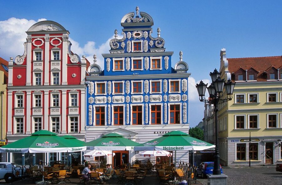 Szczecin: Old Town Highlights Private Walking Tour - Victory Square to St. Wojciech streets: Water Gate fountain and neo-Gothic facades