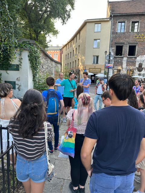 The Jewish Quarter - Walking Tour - The oldest 1400s building and the Mikveh for women