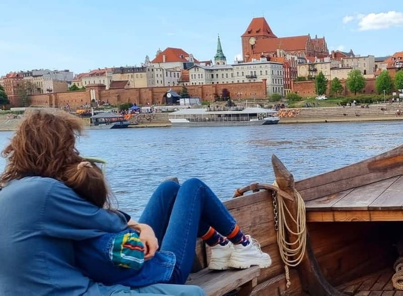 Toruń: Sightseeing Cruises on the Vistula River - 50 minutes on the water, with a live guide (Marcin’s style matters)