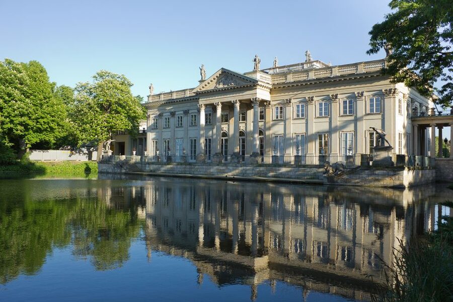Warsaw: 3-Hour Panoramic City Bus Tour with Pickup - A guided stroll to Barbican, Gothic defense in handmade red bricks