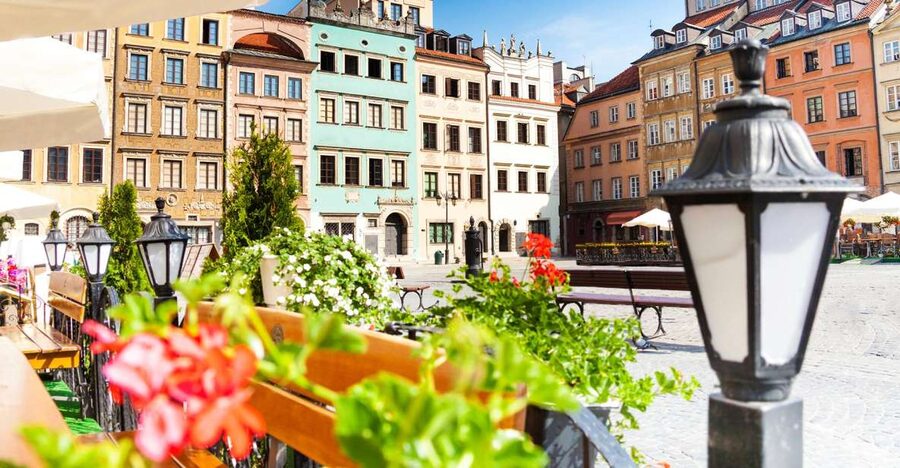 Warsaw: 3-Hour Panoramic City Bus Tour with Pickup - Royal Garden Lazienki: where Warsaw mixes long timelines with war survivors