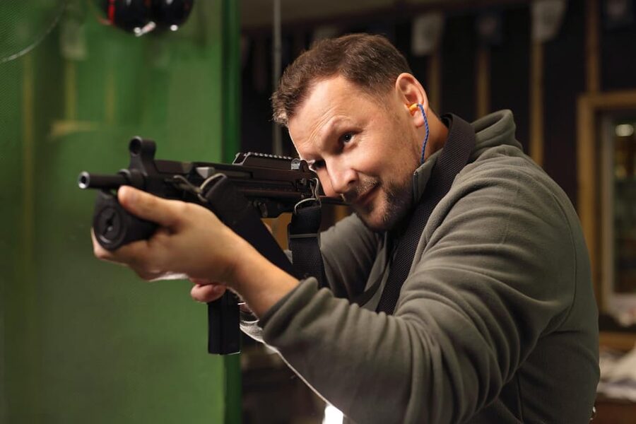 Warsaw: Best Indoor Shooting Range Experience - Location Convenience: A Practical Warsaw Stop