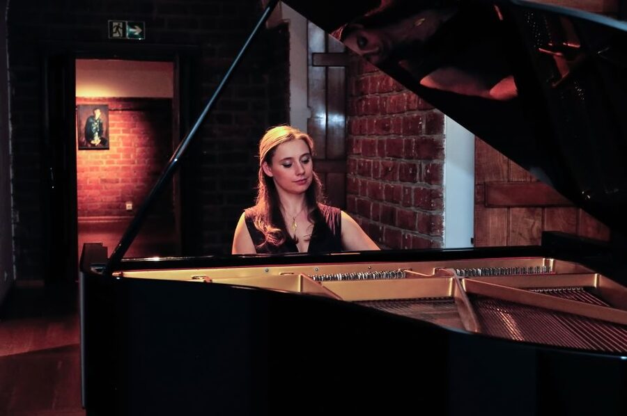 Warsaw: Chopin Concert in the Old Town - How the Concert Unfolds, Piece by Piece