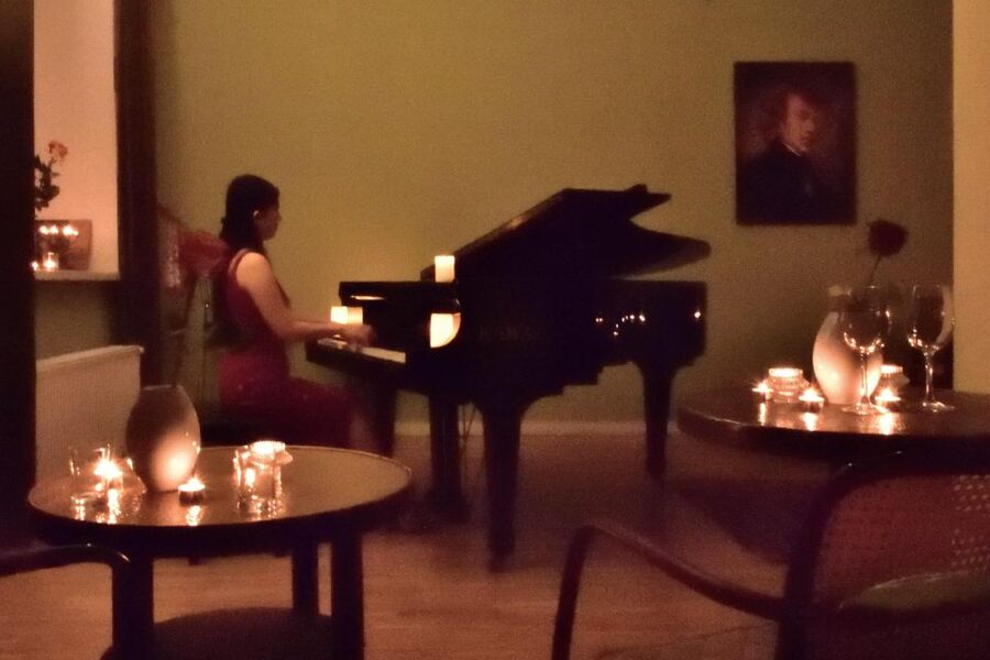 Warsaw Concert: Chopin – Painted by Candlelights with Wine - Who this experience fits best