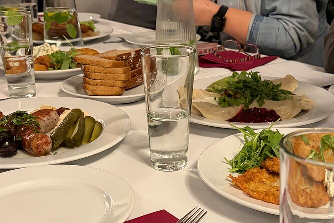 Warsaw Foodie Tour - Food, Drinks, History & Traditions - Kubusia Puchatka street, postwar reconstruction, and the city you see today