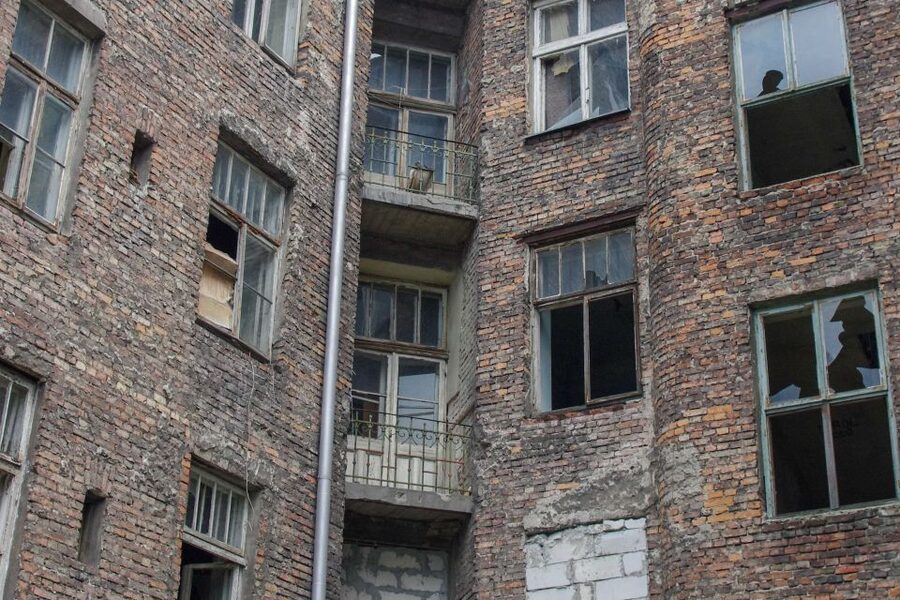 Warsaw: Ghetto, Jewish Cemetery & POLIN Museum Private Tour - What You’ll Experience on the Ground: Walking, Timing, and Private Pace