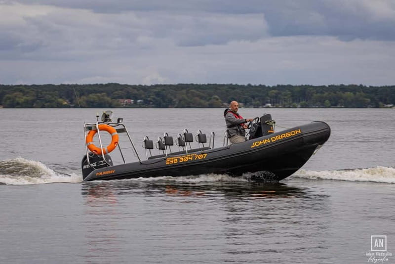 Warsaw: High-Speed Vistula River RIB Boat Adventure - Photo stop at the Royal Castle, then back downstream