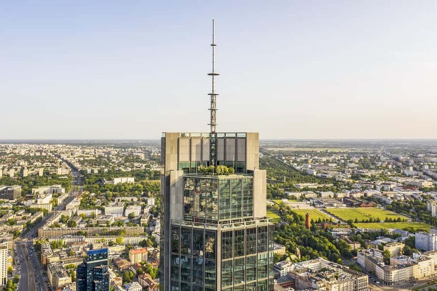 Warsaw: Highline Warsaw Entry With 360° Views & Rooftop Bar - The weather reality check: fog days and visibility limits