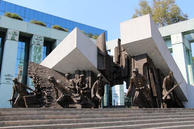 Warsaw in World War 2 Walking Tour - Stop 4: Tomb of the Unknown Soldier and the Saxon Palace link