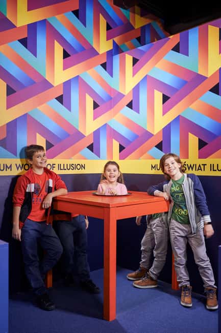 Warsaw: Museum World of Illusion Entry Ticket - Timing and how to plan your day around it