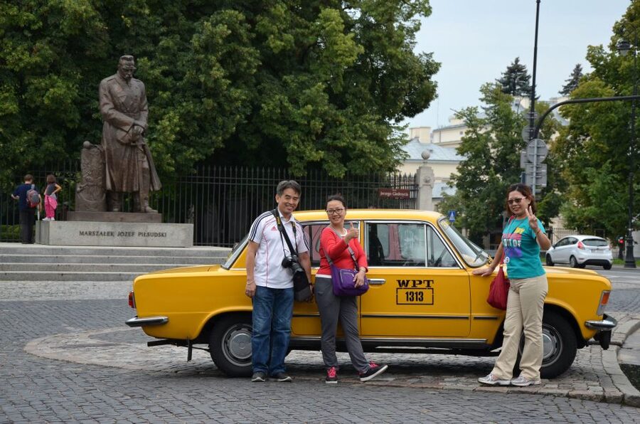 Warsaw Must-Sees: 4-Hour Private Tour by Retro Fiat - Private Pickup and a Realistic 4-Hour Plan