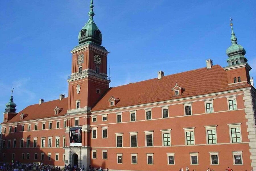 Warsaw: Old and New Town Private Walking Tour - Gnojna Gora View for Vistula Photos and Cathedral Tombs You Should See