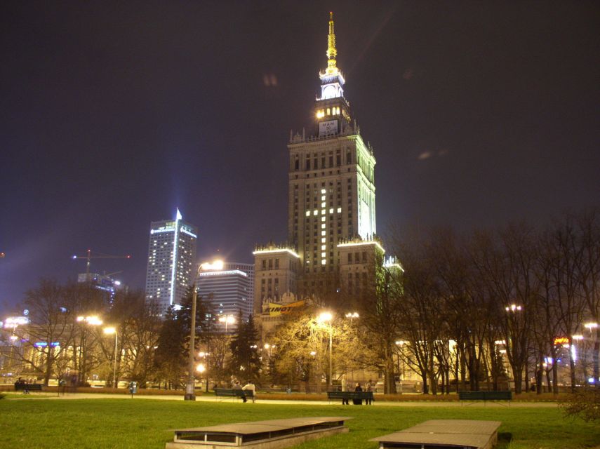 Warsaw: Old Town Highlights Private Walking Tour - Royal Castle and Sigismund’s Column: where the tour time starts to matter