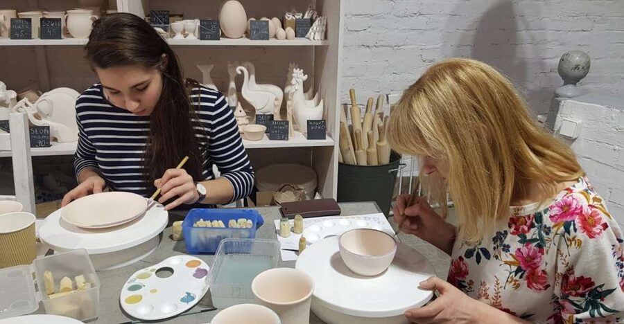 Warsaw: Pottery Decorating Ceramic Workshop - Creating Your Own UNIKAT-Style Ceramic Vessel
