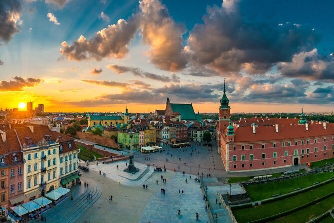 Warsaw Private Walking Tour - Squares of rebellion and remembrance: Uprising and postwar Warsaw in one walk