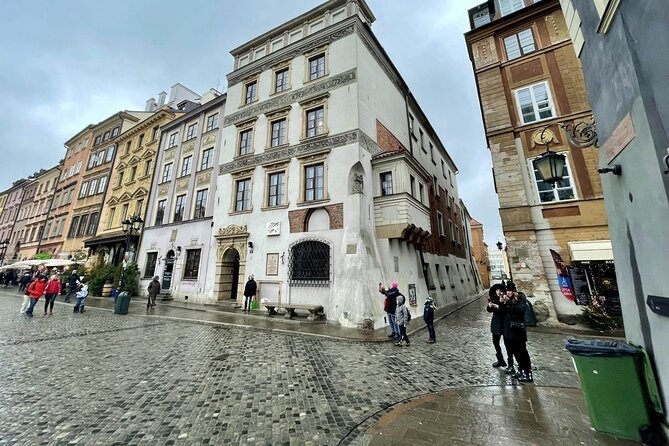 Warsaw's Old Town A Self-Guided Audio Tour - St Martin’s Church and the hunger strike that helped spark Solidarity