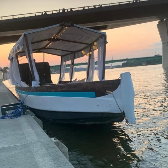 Warsaw: Scenic Cruise by Gondola on the Vistula River - Your 55-minute Vistula cruise, and why it feels different from walking