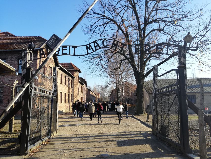 Warsaw: Tour to Krakow and Auschwitz by Train with Pickup - The return train to Warsaw: why late-day logistics can matter