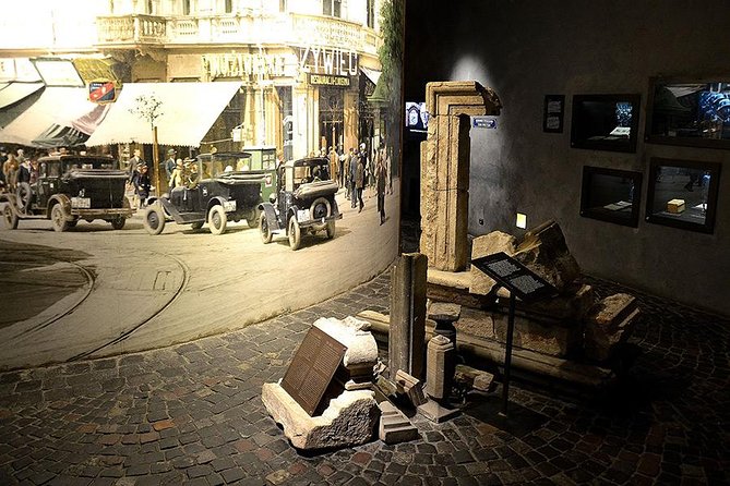 Warsaw Uprising Museum (1944) : SMALL GROUP /inc. Pick-up/ - The museum’s themes: more than war, more than politics