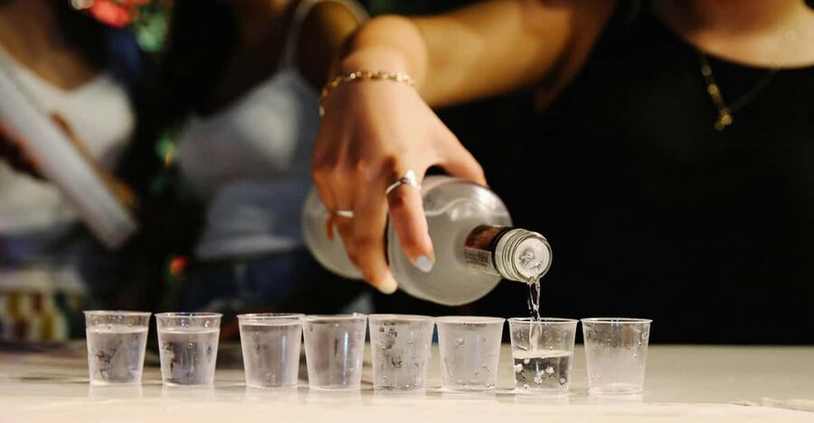 Warsaw: Vodka Tour - How the Walking Pub Stops Near Old Town Shape the Experience