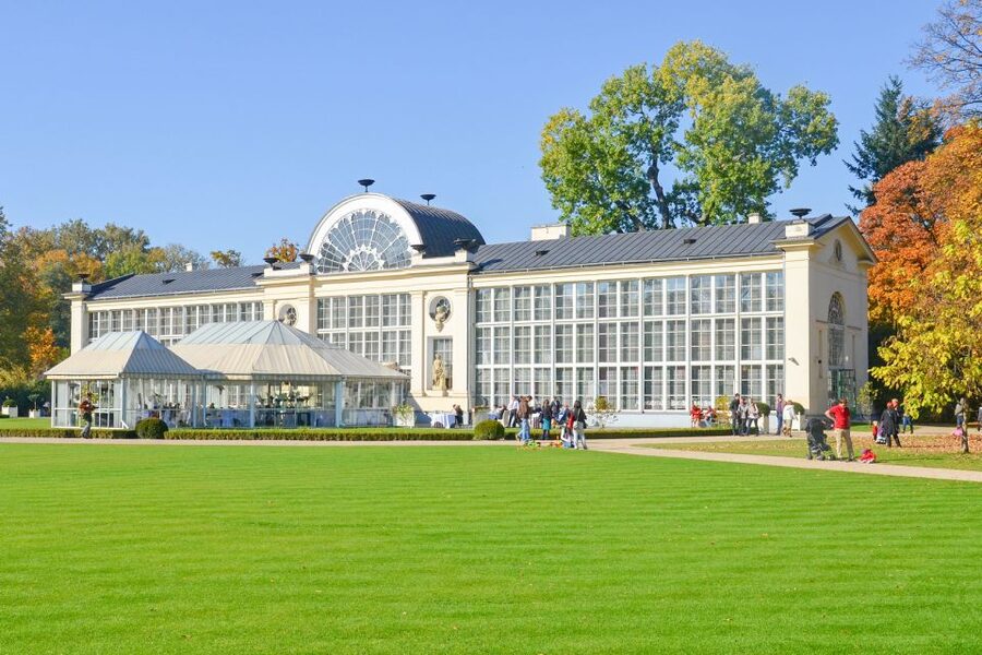 Warsaw: Warsaw Historical Group Tour with Pickup & Drop-Off - Hotel pickup, then the Royal Route by air-conditioned bus