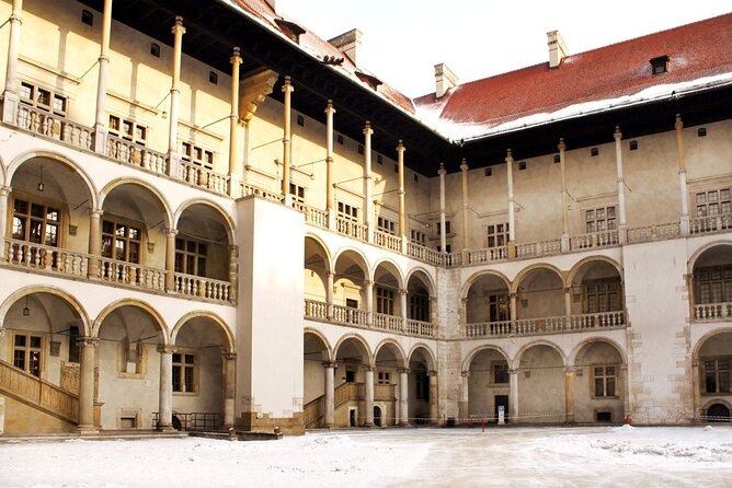 Wawel Castle and Cathedral Guided Walking Tour in Kraków - Wawel Royal Castle State Rooms: where Renaissance style meets serious collecting