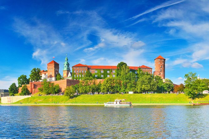 Wawel Hill Audio-Guided Tour - The Dragon Stop: Legend You Can Actually Time