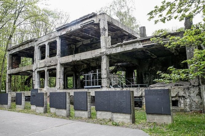 Westerplatte - 2h private trip by luxury car| - Westerplatte in two hours: what you can realistically cover
