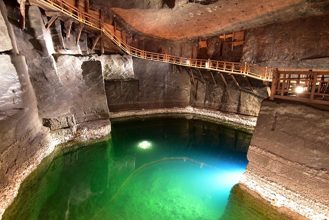Wieliczka Salt Mine: 4-Hour Guided Tour from Krakow - Salt contact therapy: the health claim, and what you can realistically expect