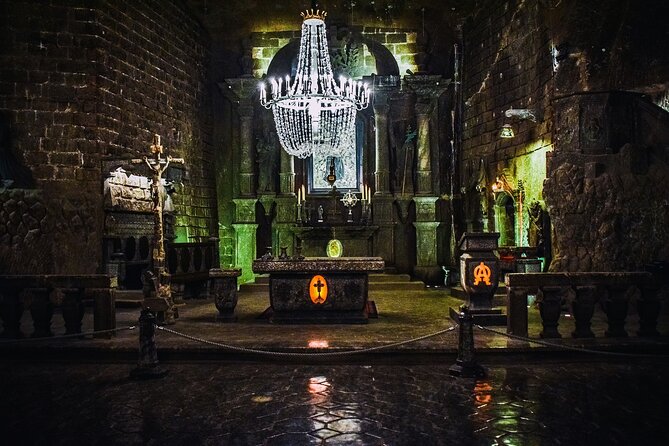Wieliczka Salt Mine Guided Tour with pickup - The “skip long lines” promise, and why it matters