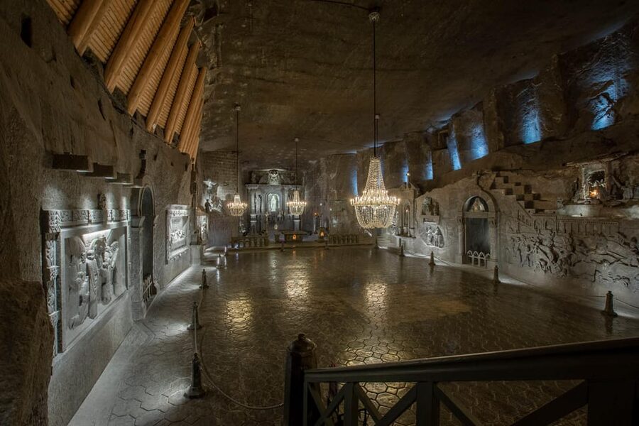 Wieliczka Salt Mine Guided Tour with Skip the Line Tickets - Why Wieliczka Salt Mine feels different from other tours