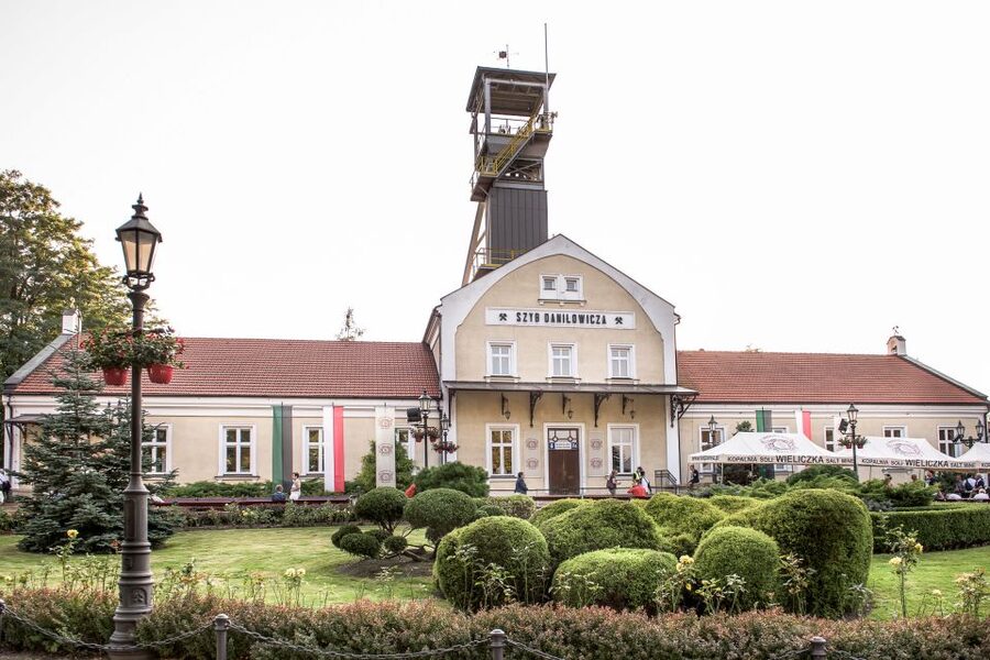 Wieliczka Salt Mine Tour Including Hotel Pick-Up - The underground lake and the sanatorium side of Wieliczka
