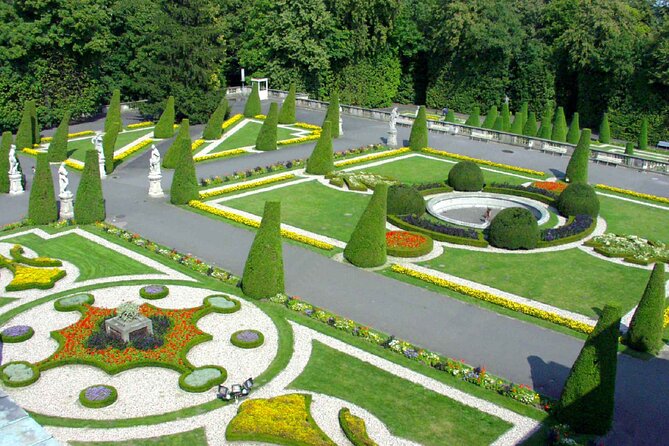 Wilanów Royal Palace + Polish Vodka Museum: SMALL GROUP /inc. Pick-up/ - Audio support at the palace: good for facts, not a full guided narration