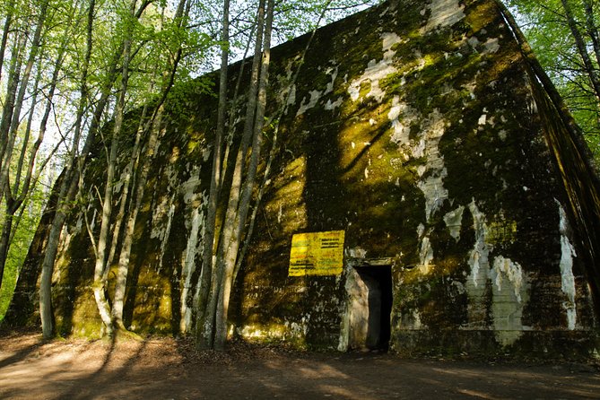 Wolf’s Lair Private Day Trip from Warsaw - Your return-stop choice: Mamerki, Reszel, or Święta Lipka