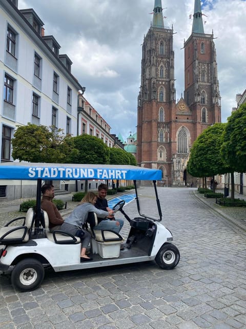 Wroclaw: City Tour Sightseeing By Golf Cart Shared Or Privat - St. Elizabeth’s Church to the Market Hall: your first big landmarks