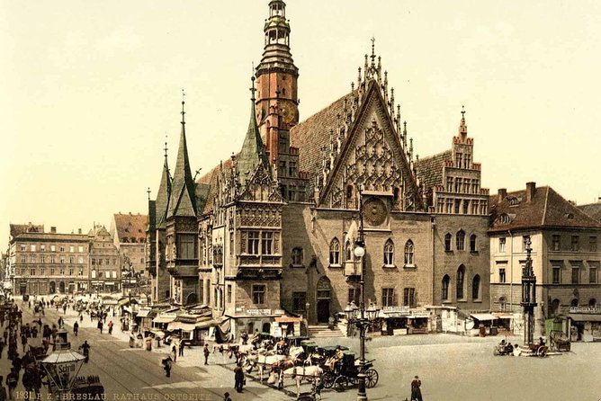 Wroclaw different - secrets of the city, 2 hours. 3-9 people - Why Wroclaw Different fits a short trip