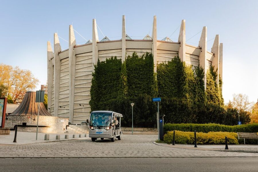 Wroclaw: E-Car Tour and Audio Guide - The 1 to 2 hour route that gives you a real first impression