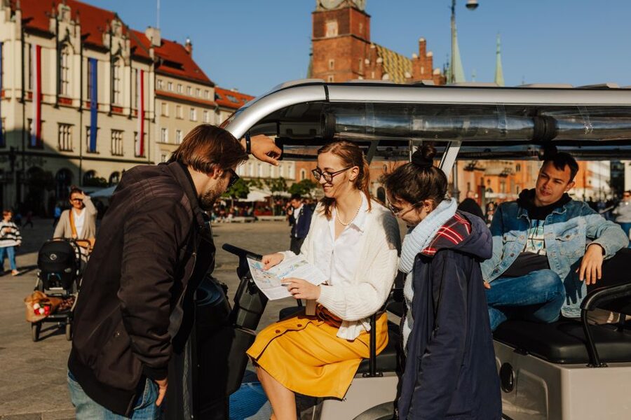 Wroclaw: E-Car Tour and Audio Guide - Price and value: $16 for an efficient Wrocław orientation