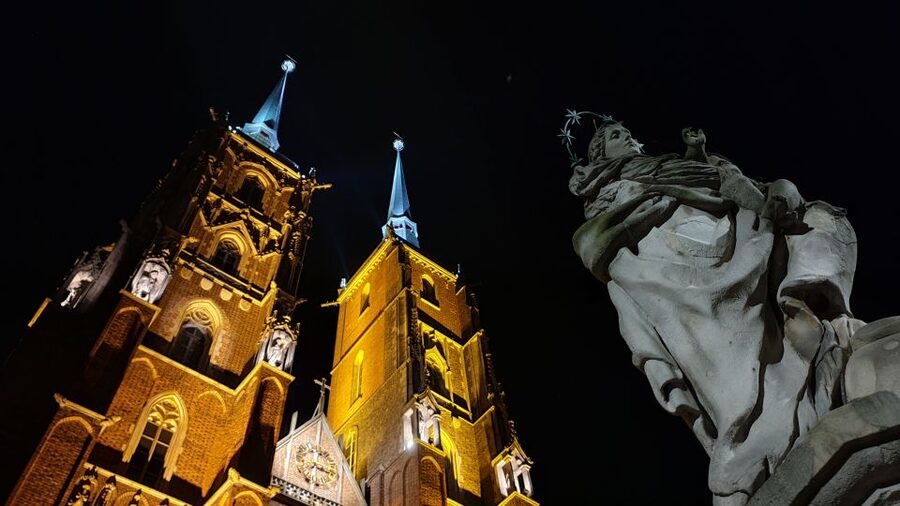 Wroclaw: Guided City Night Tour (2 hours) - Cathedral Island and St. John’s Cathedral: the evening’s centerpiece