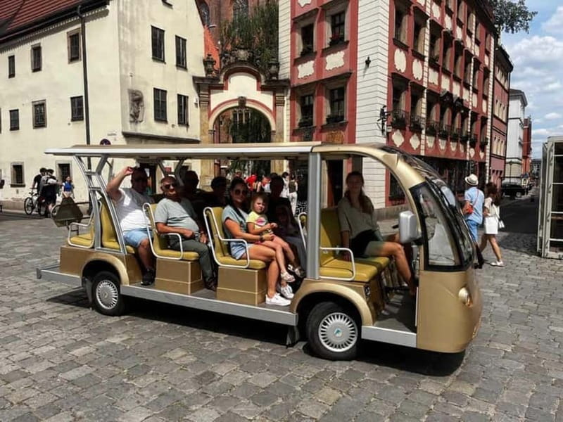 Wroclaw: NO LIMIT BEER City Tour Sightseeing By Golf Cart - Why Wroclaw looks made for a golf cart tour