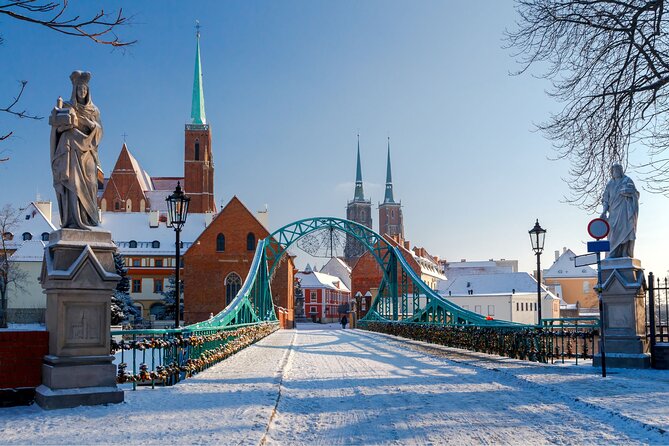 Wroclaw Private Custom Walking Tour With A Guide - Key things you’ll notice on this Wroclaw walking tour